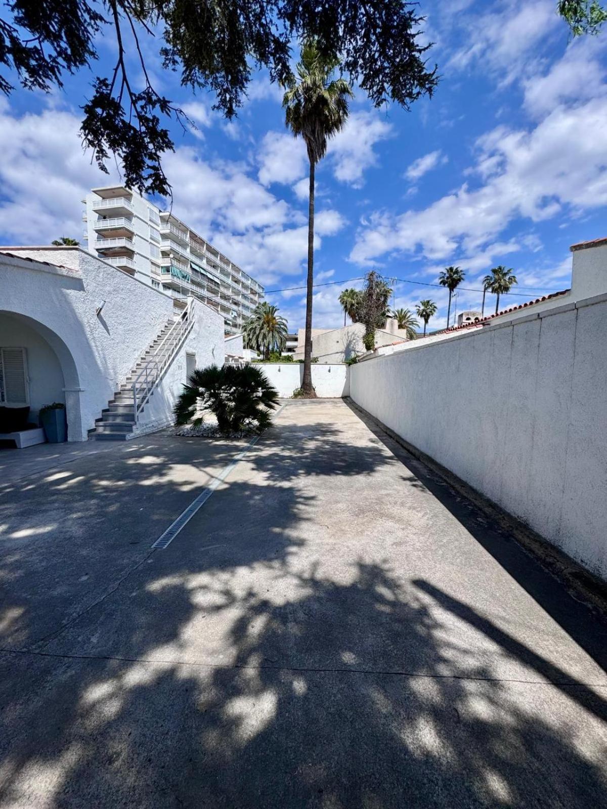 Vila Mar Кембрилс Екстериор снимка