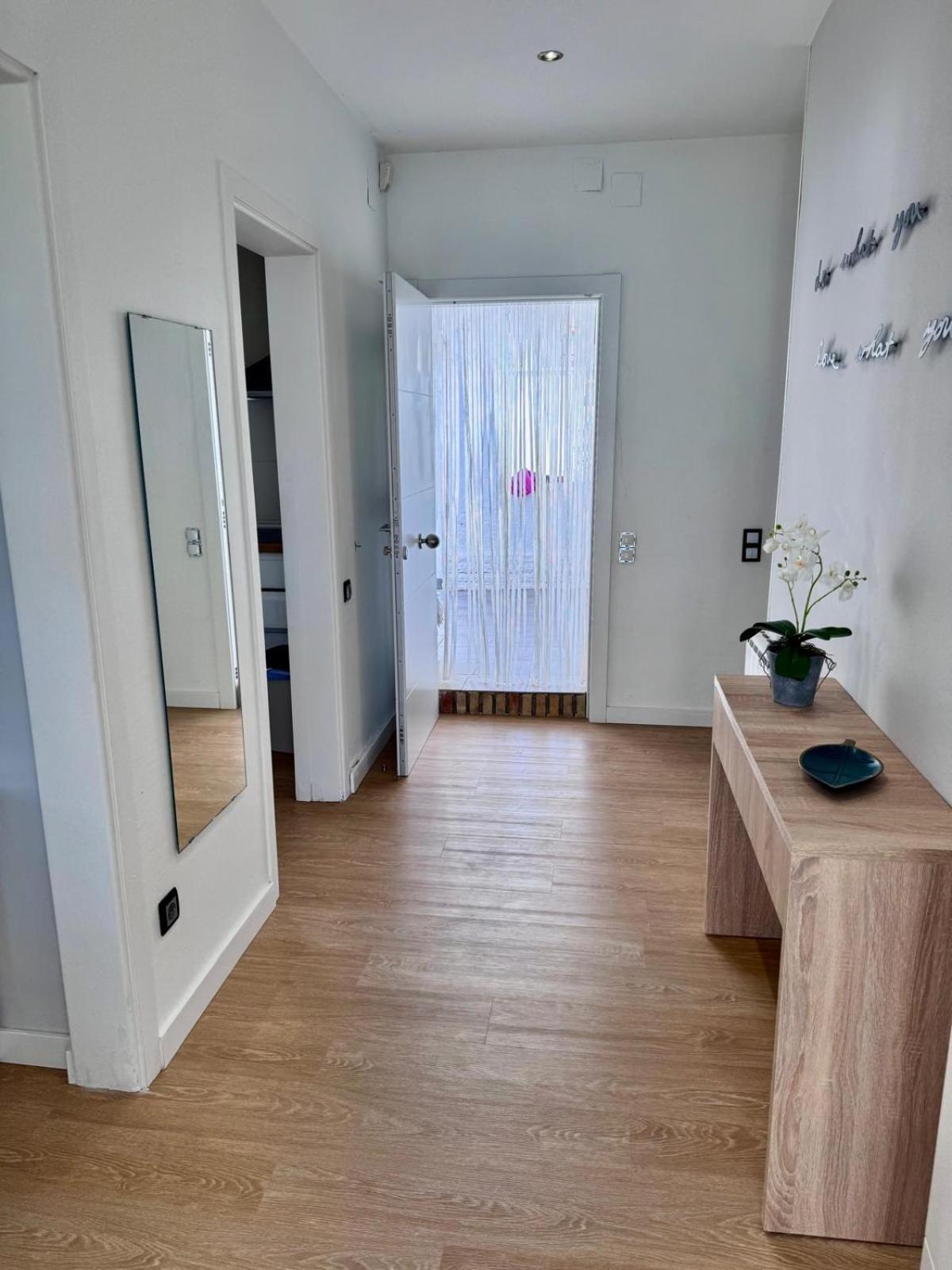 Vila Mar Кембрилс Екстериор снимка